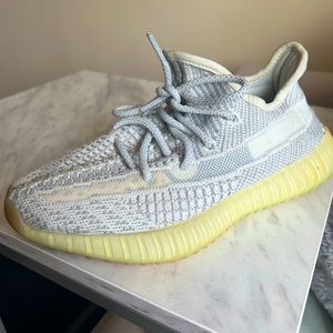 Yeezy boost 350 V2s, Yeshaya size 5.5 in men’s, 7 in women’s
